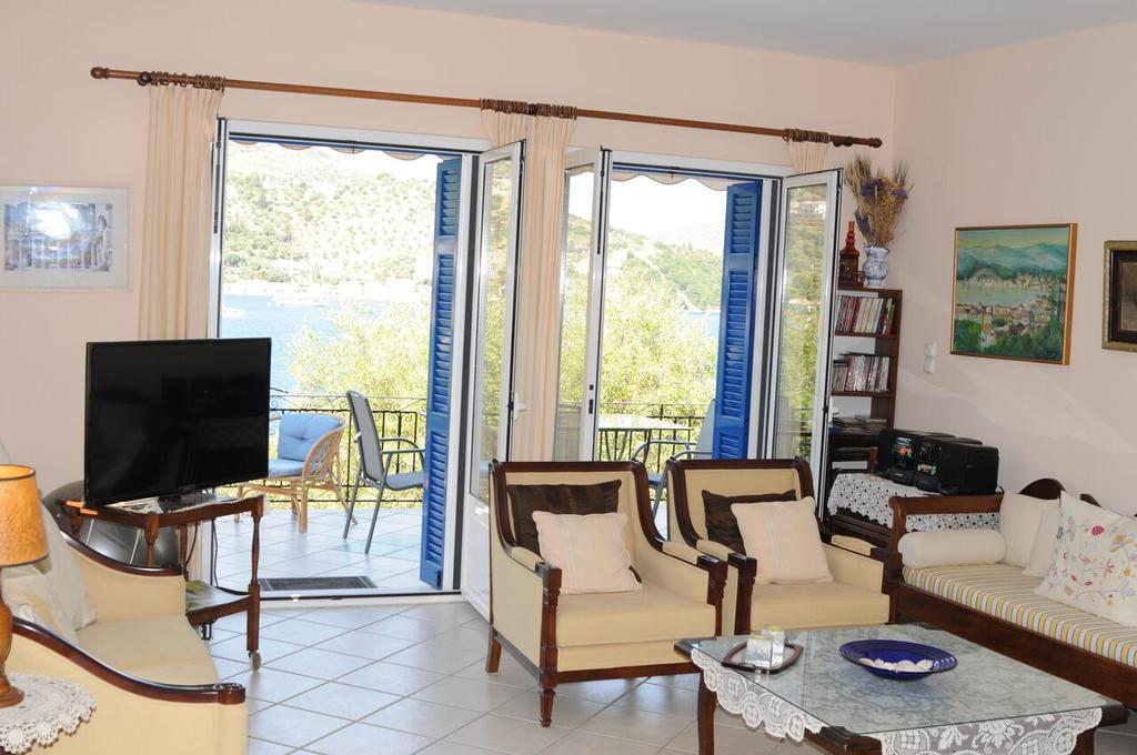 ואטי Villa Marika מראה חיצוני תמונה